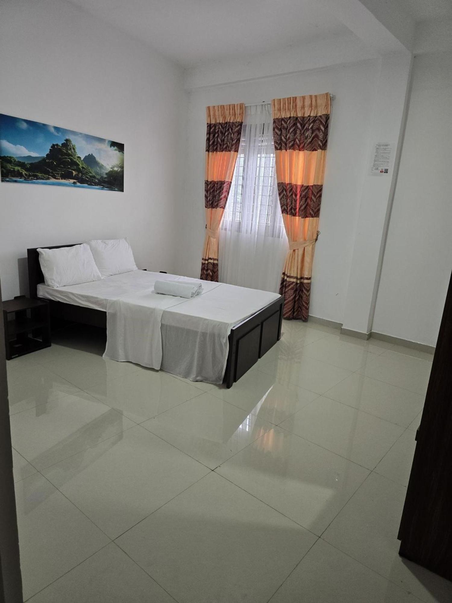 Guest house In Guest - Serene Getaway With Views *