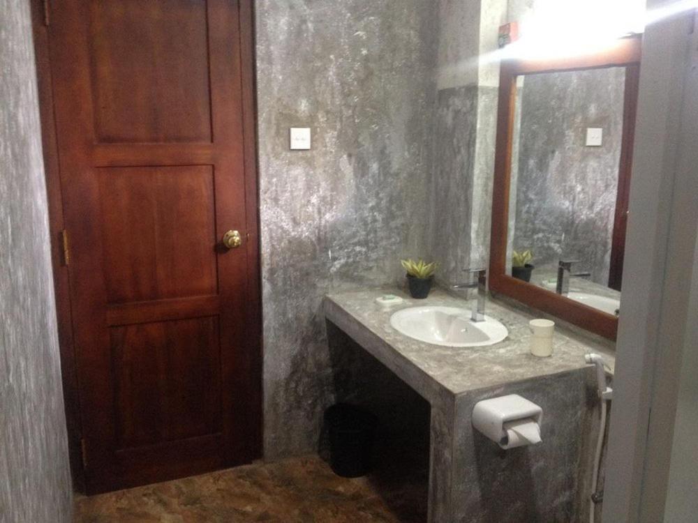 River Ivy's Guest house *