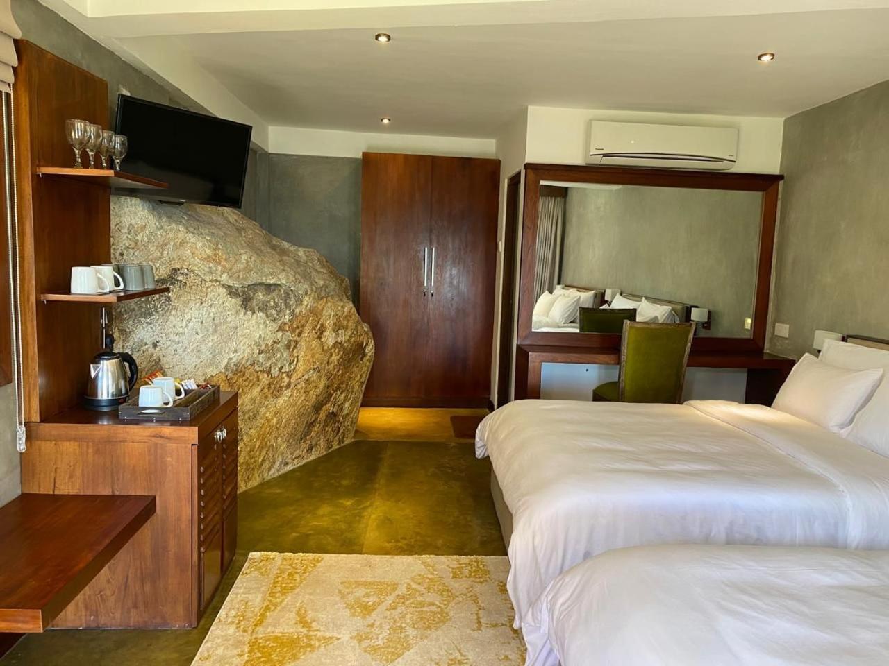 Hanthana Eco Hotel