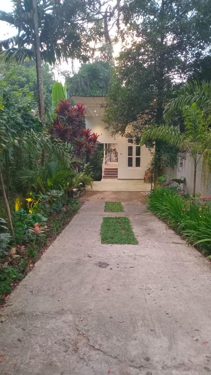 D&d Holyday Homes * Kandy