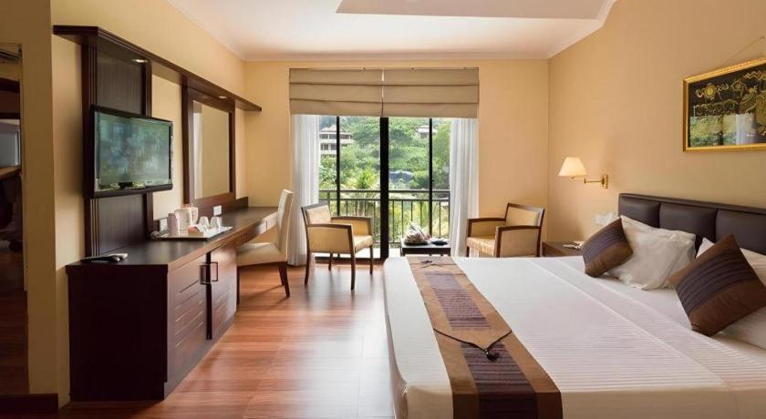 Devon Hotel 3*