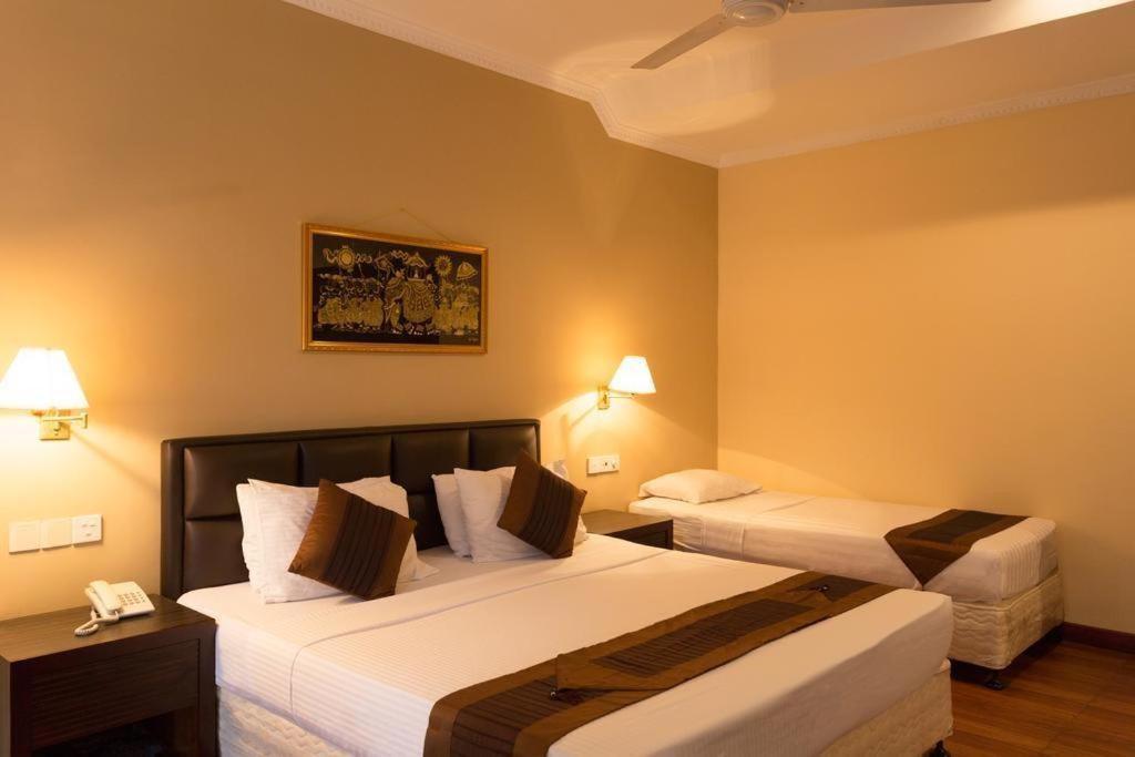 Devon 3* Kandy