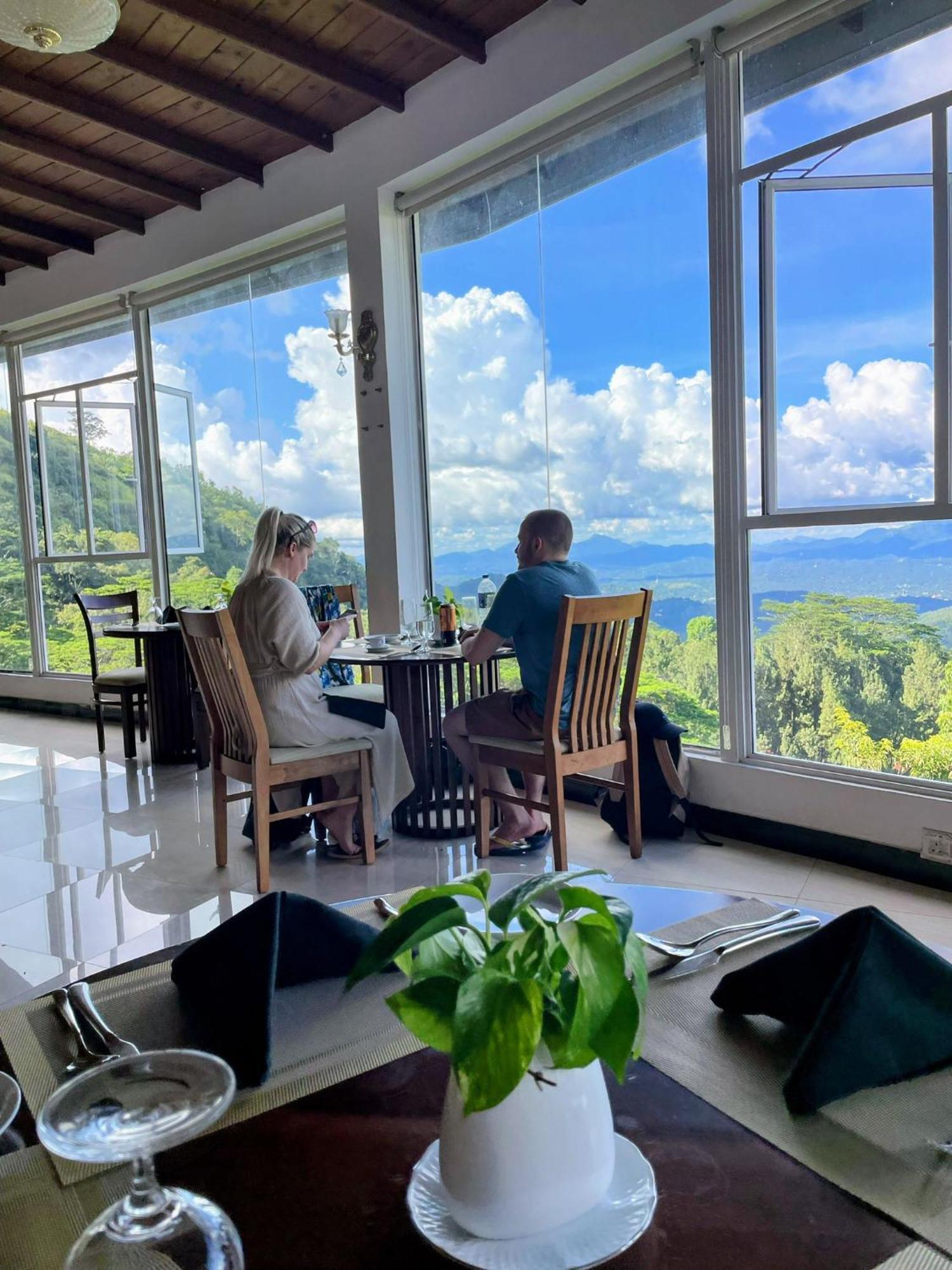 Bellwood Hills & Kandy