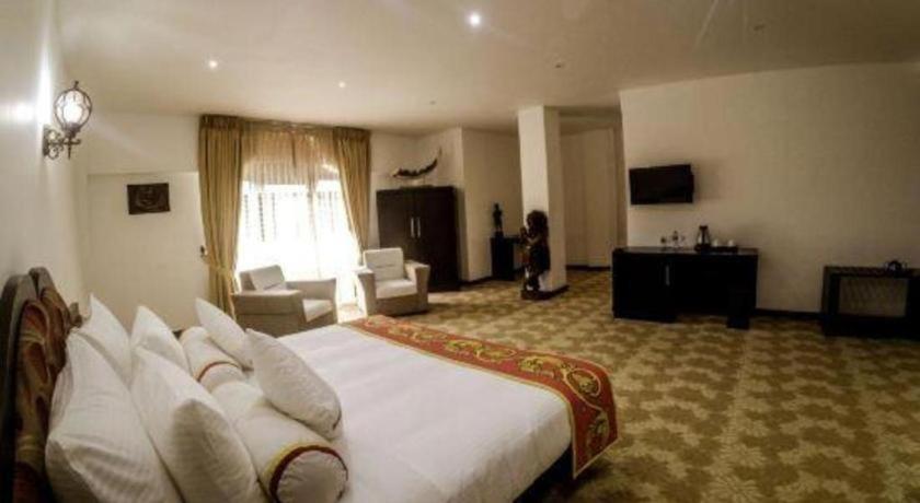 Royal Kandyan Hotel Kandy