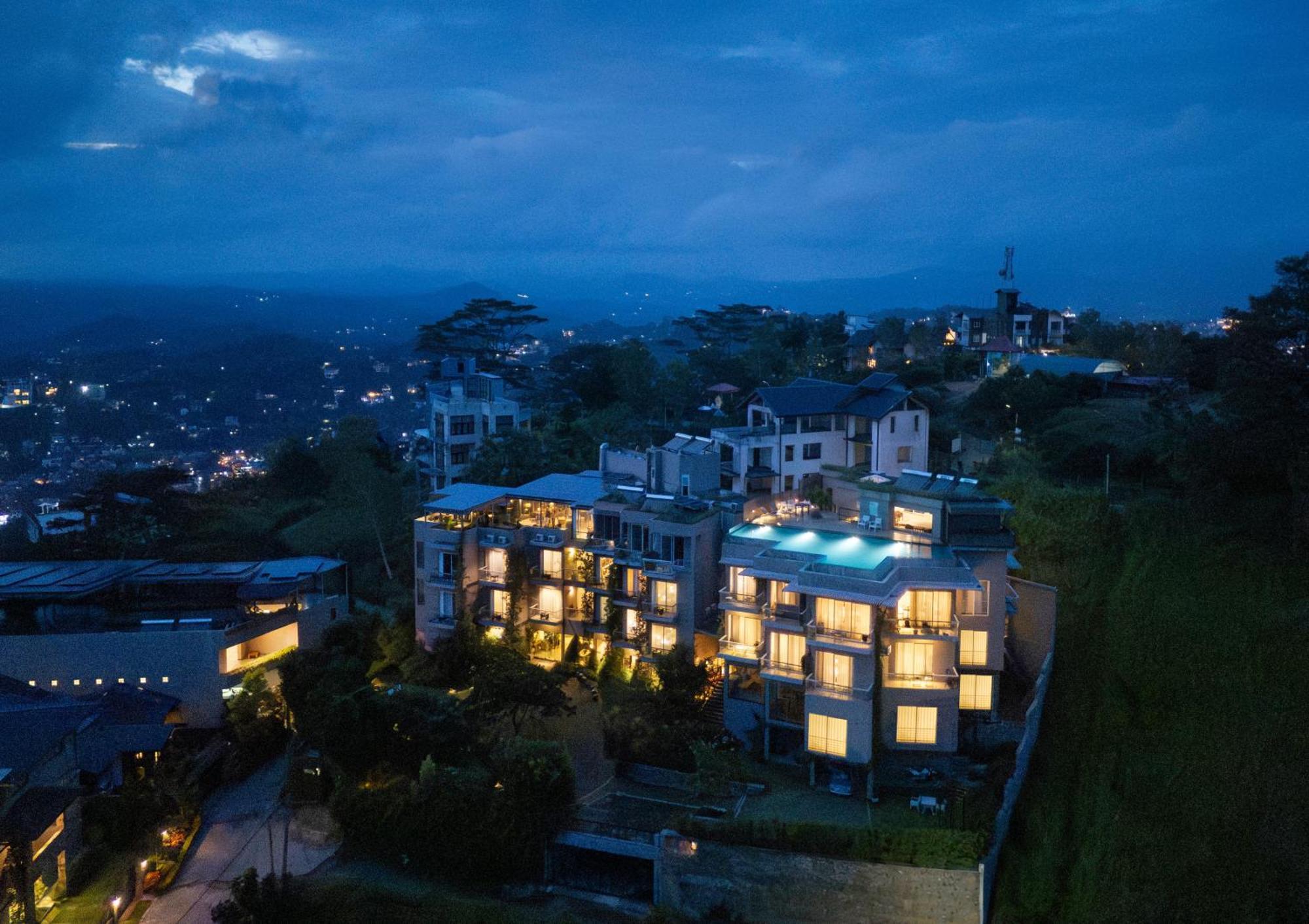 Skyloft By Aaradhya 4*