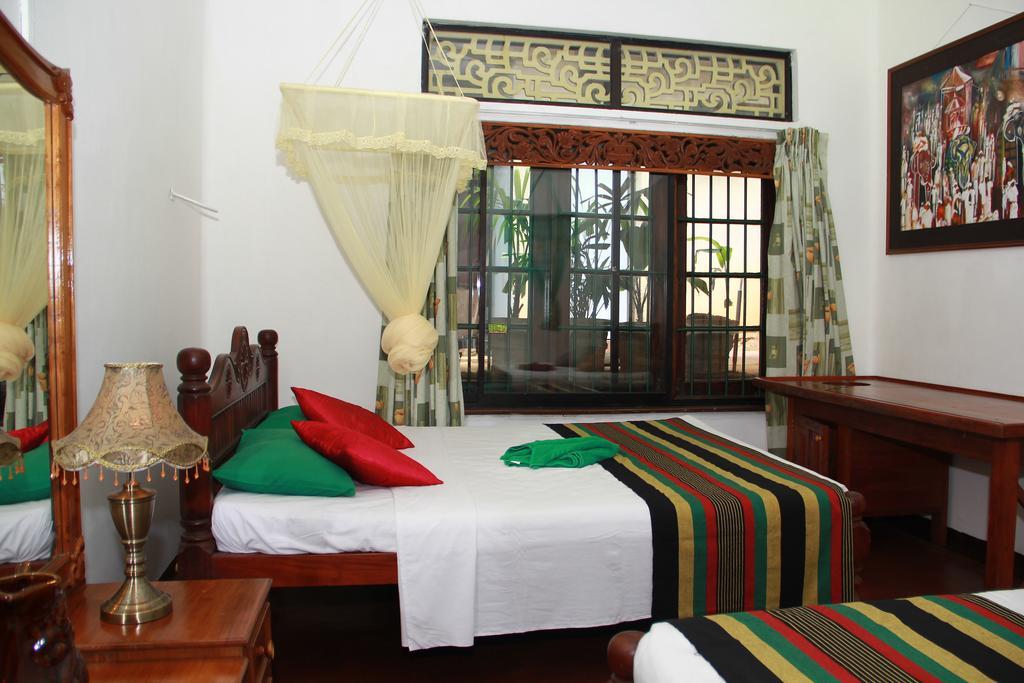 Homestay Traditional Kandyan House