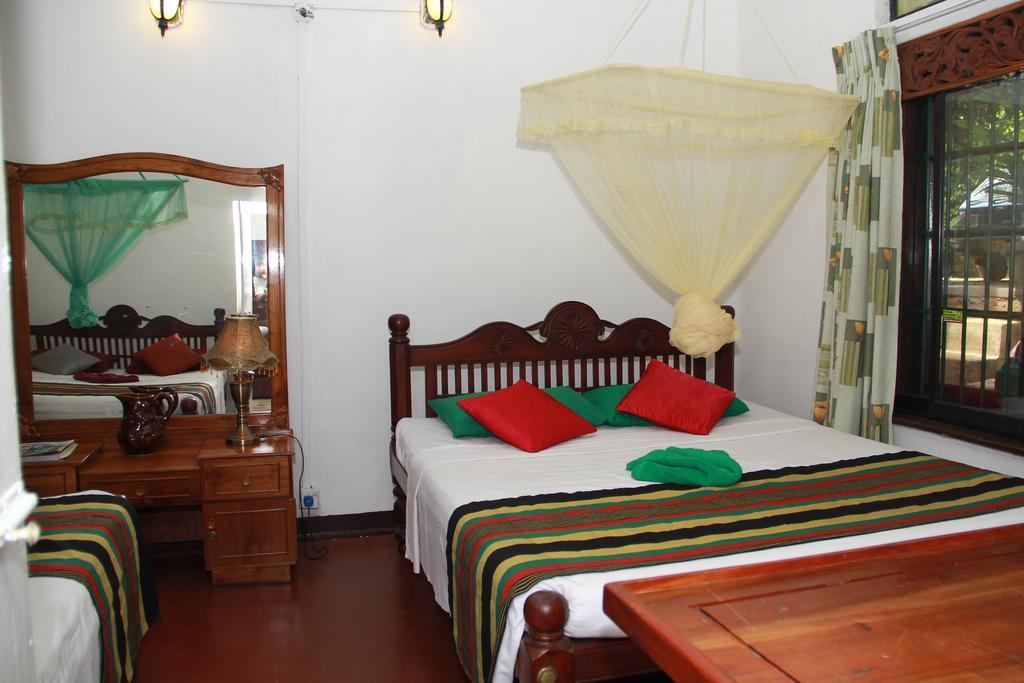 Traditional Kandyan House Homestay *