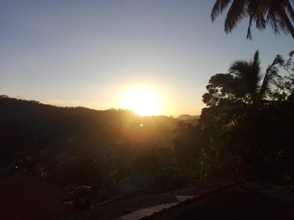 Mountain View * Kandy
