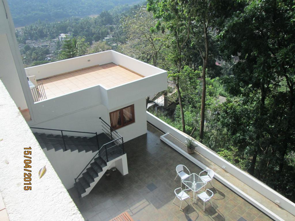 Kandy Holiday Residence 3*