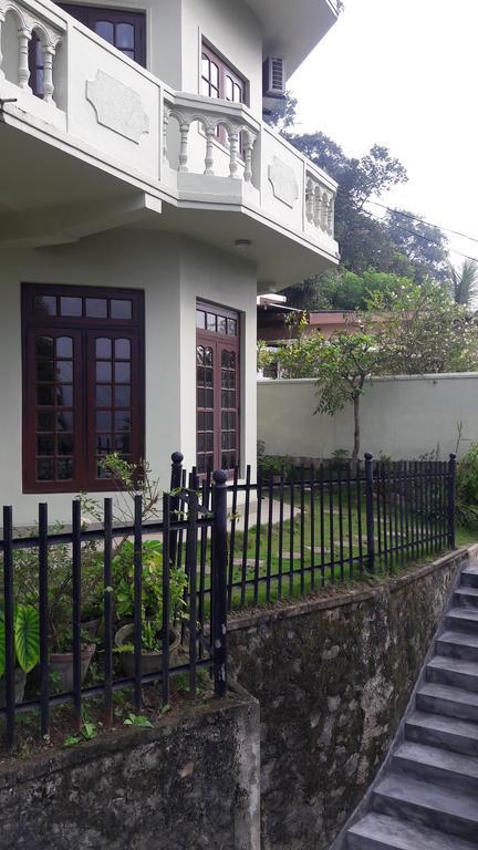 Yoho Cheliyan Kandy