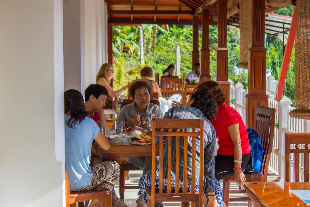 Bed & Breakfast Satyodaya Educational Training Centre 2*
