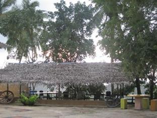 Delma Mount View Hotel