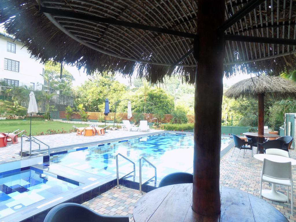 Hotel Kandyan Kandy