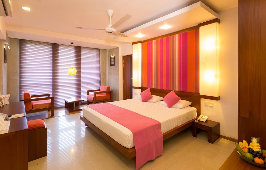 Topaz Hotel Kandy