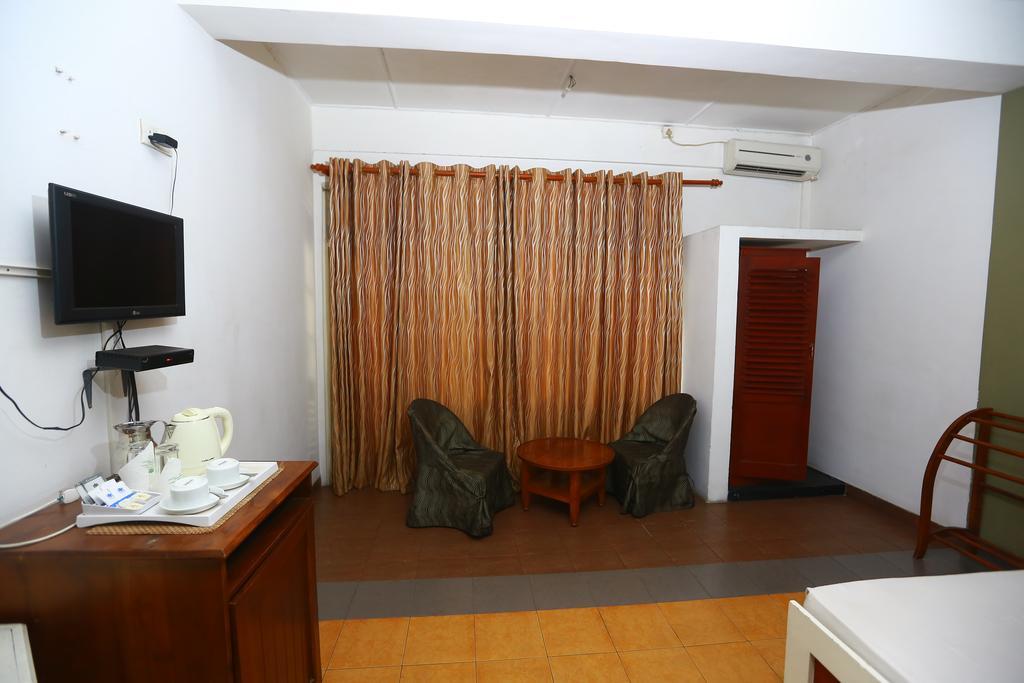 Hotel Peradeniya Kandy