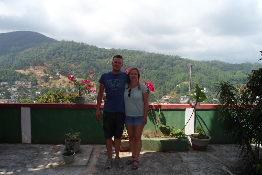 Mountain View Homestay Kandy