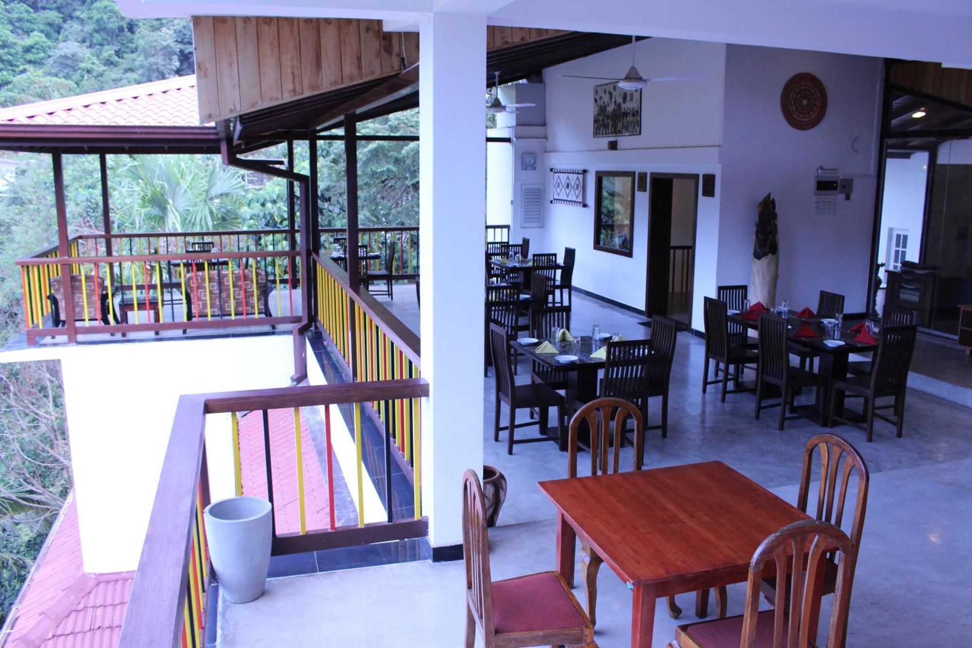 Hotel Kandyan