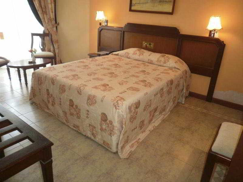 Senani Hotel Kandy