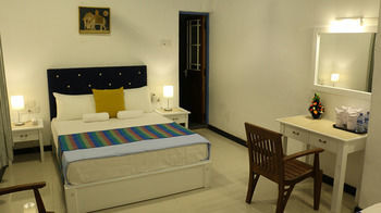 92 2* Kandy
