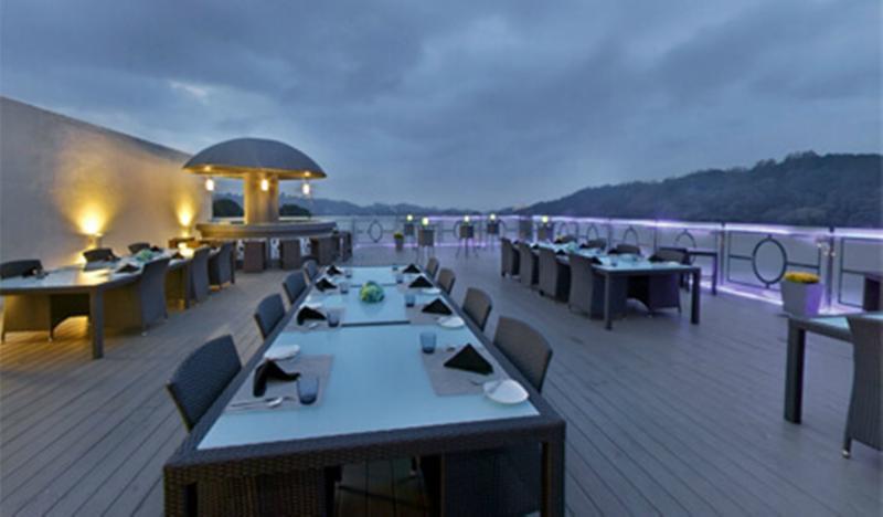 Radisson Hotel