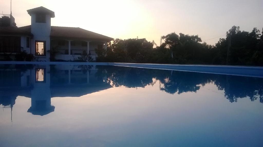 Hotel Elegant 4*