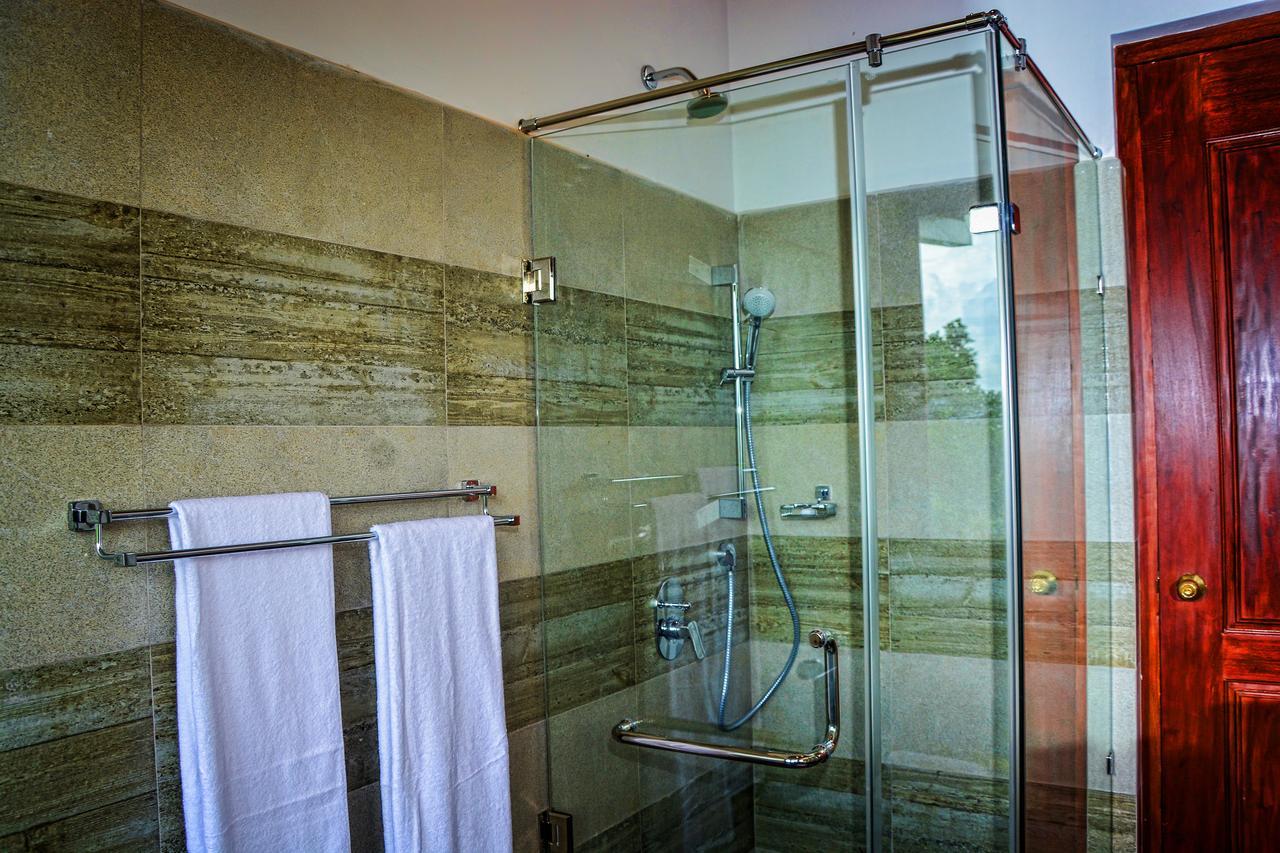 The Grand Hills Hotel 4*