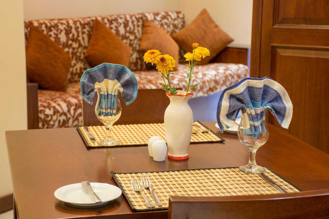 Hotel Ceyloni 2*