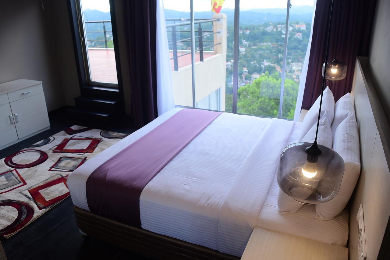W Hotel 3*