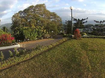 Hotel Topaz Kandy