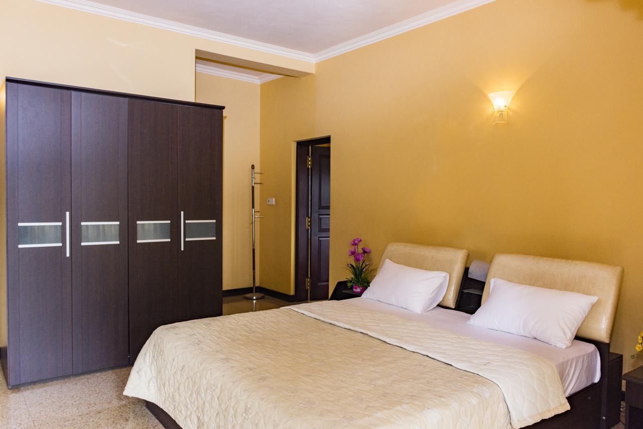 Breeze 3* Kandy