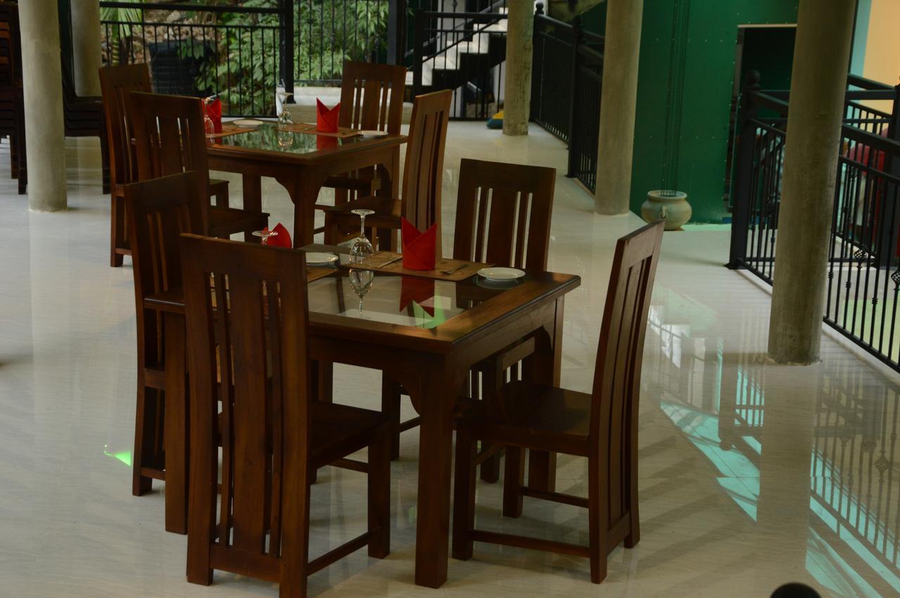 Hotel Jasmine Garden 3*