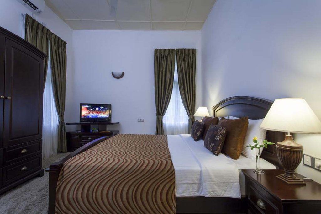 Hanthana Boutique By Amaya Villa *