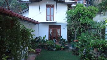 Beam Bed & Breakfast Kandy