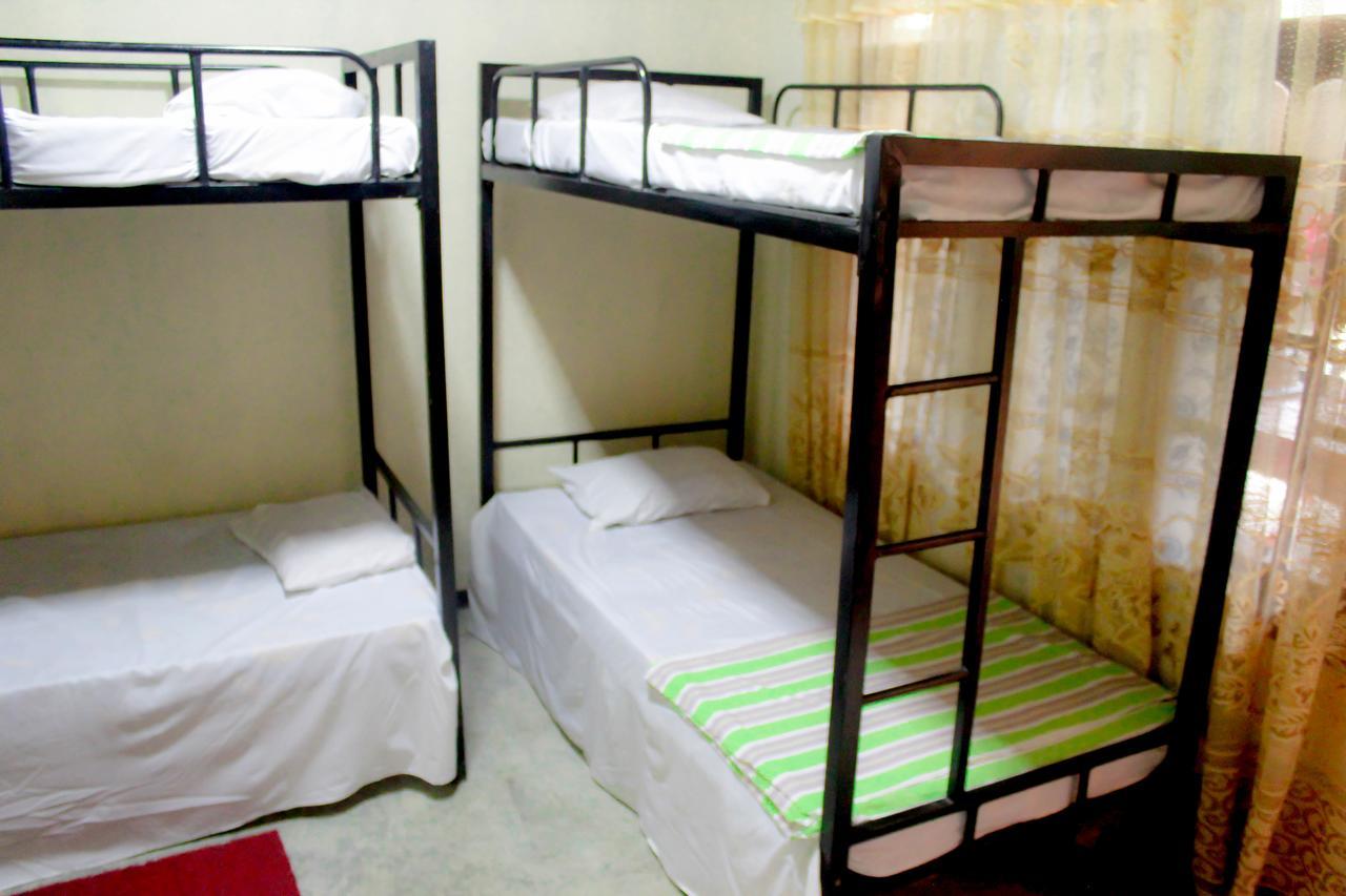 J Hostel Kandy