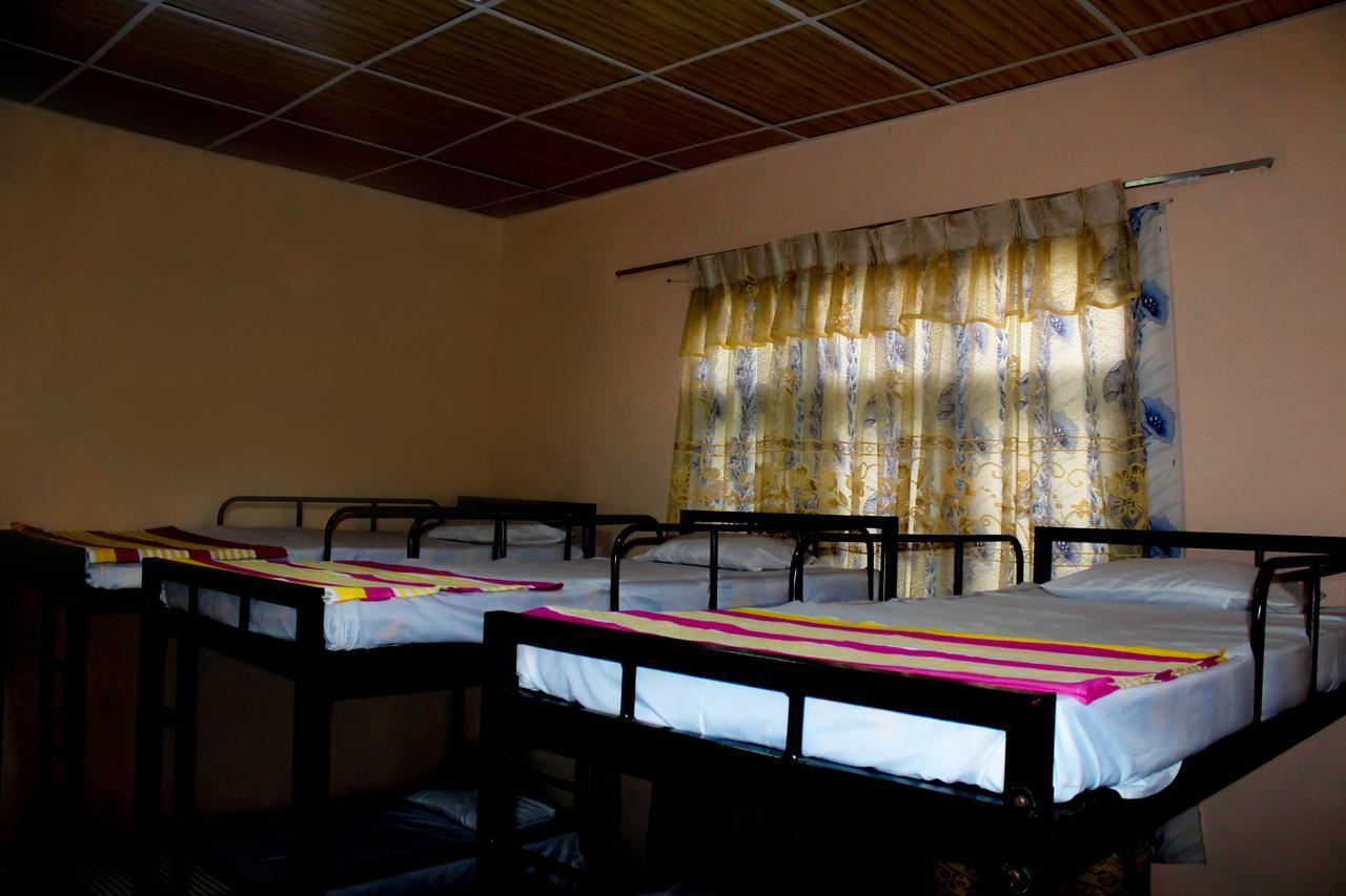 J Hostel Kandy