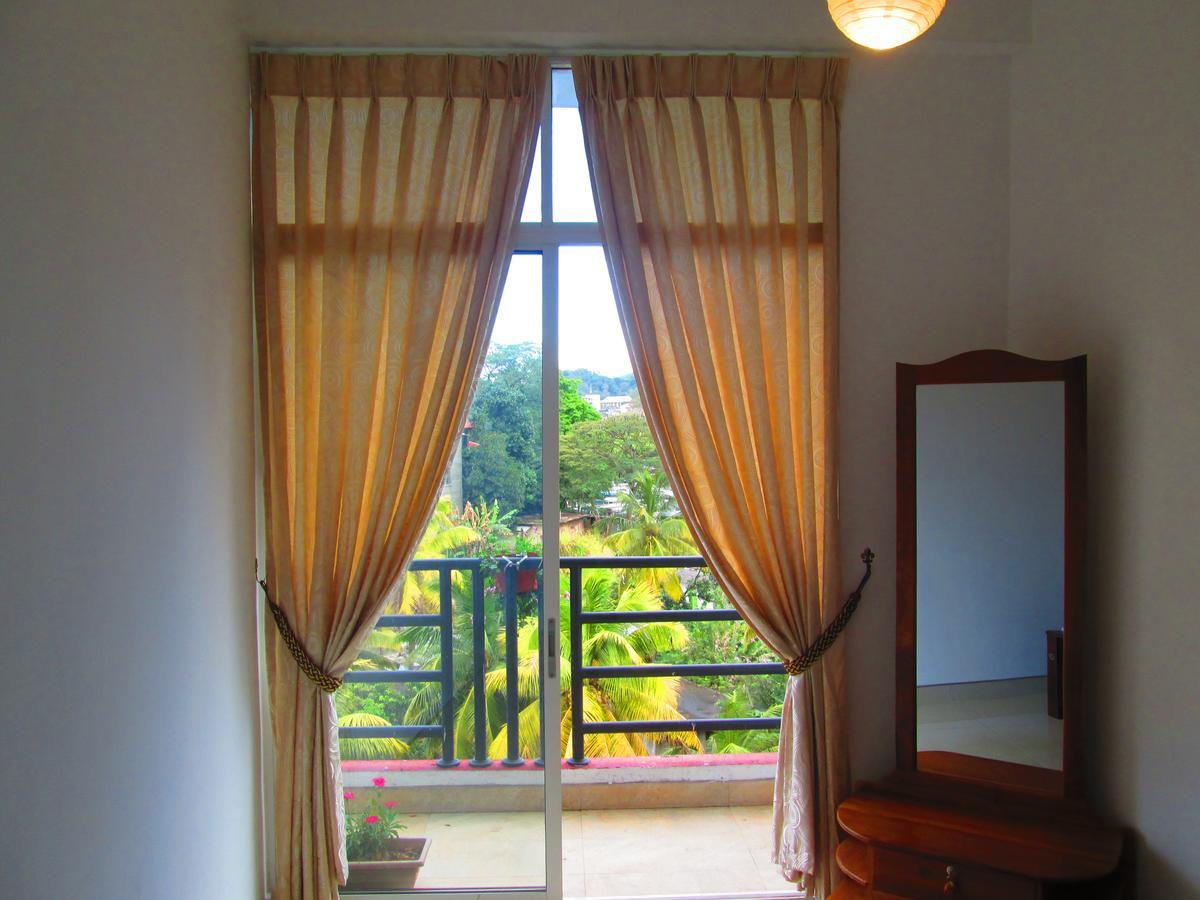 Hotel Kandyan Sweet 3*