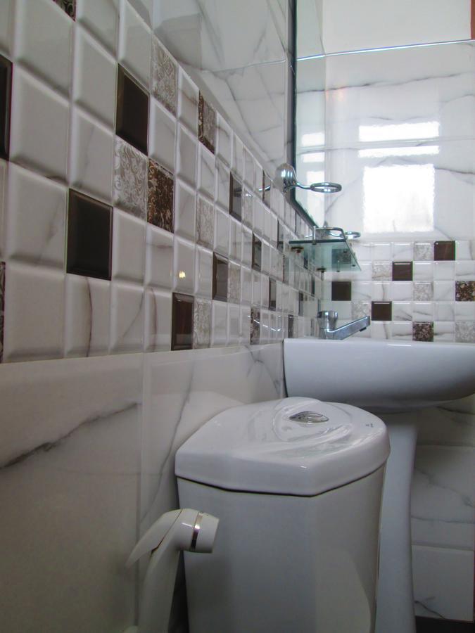 Hotel Kandyan Sweet 3*