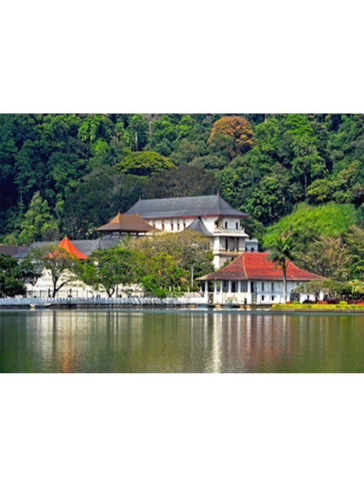 Vista Liyya 3* Kandy