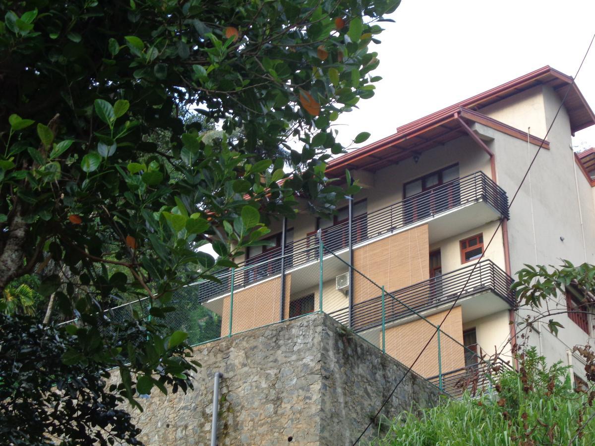 Bed & Breakfast Cirute' Talwatte, Kandy