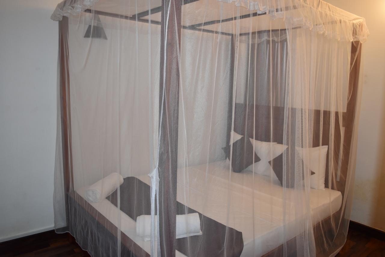 Cirute' Talwatte, 2* Kandy