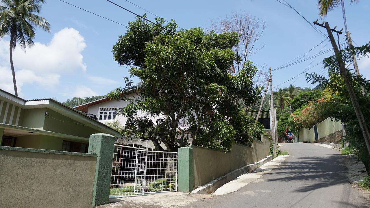 Jayawimana * Kandy