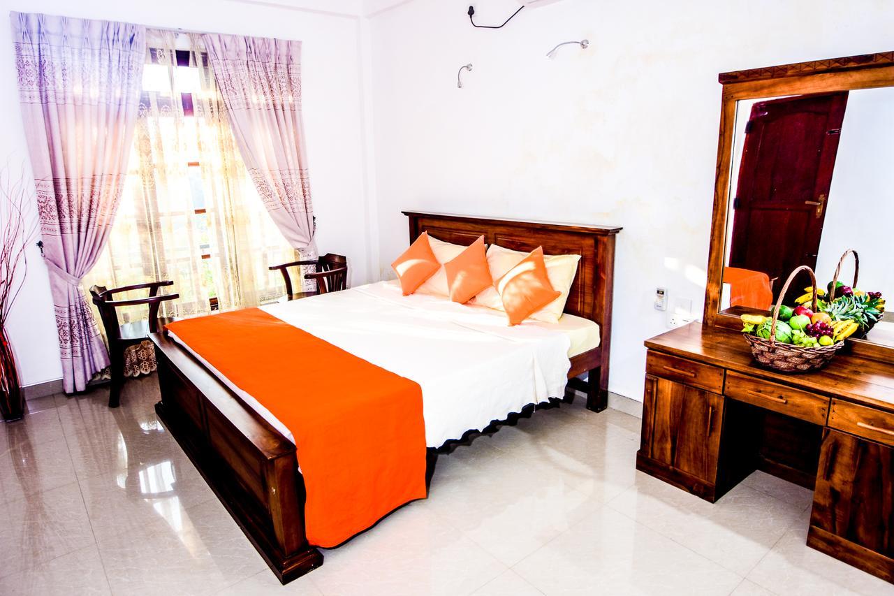 Heavens Door Guest Inn Kandy