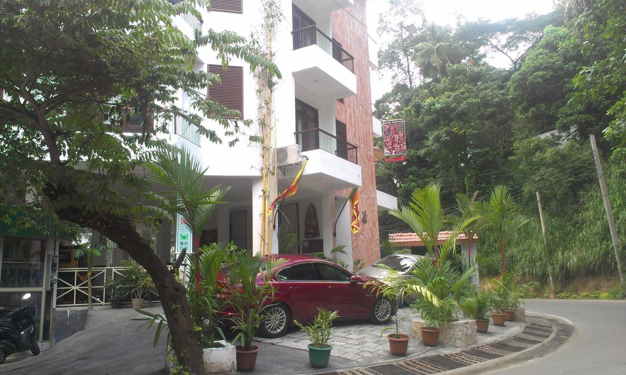 Eagle's Hotel