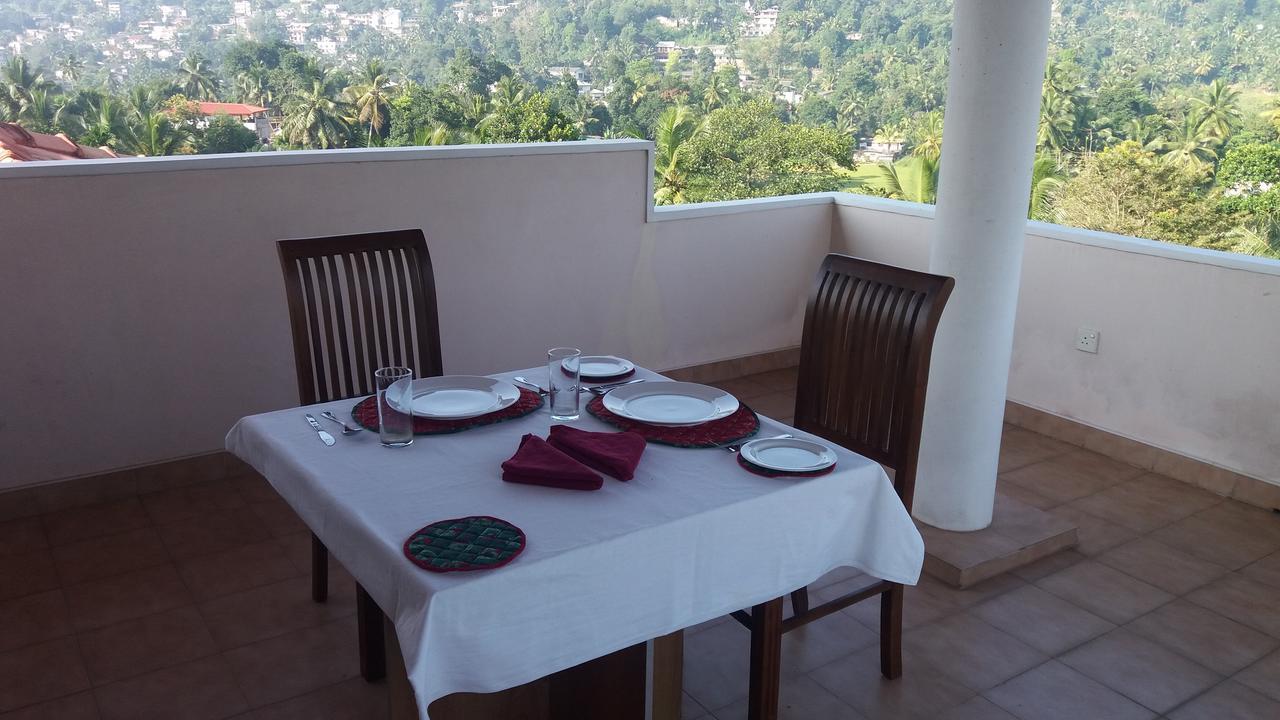 Kandyan Family Homestay Kandy