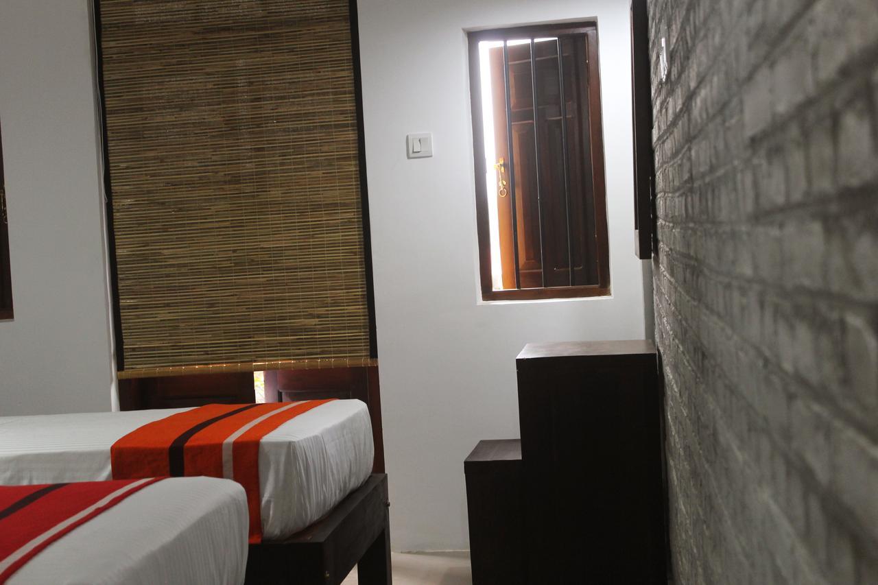 Hotel Blue Pillars 3*