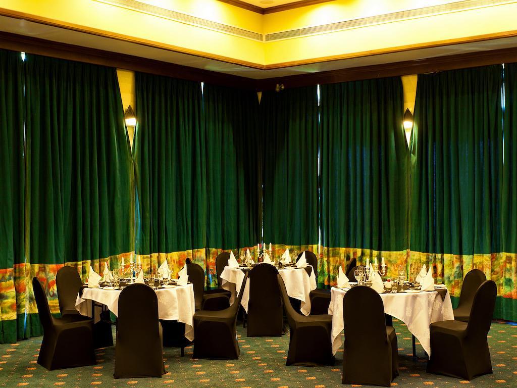 Hotel Cinnamon Citadel 4*
