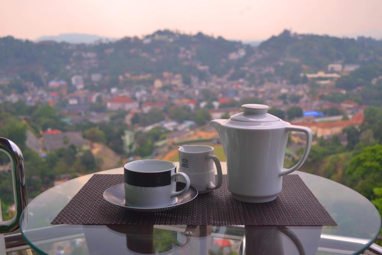 Hotel The Peak Pavilion Kandy