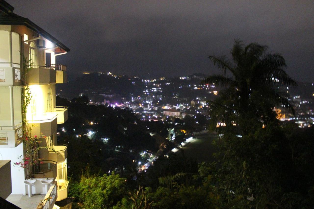 The Peak Pavilion Hotel 4*