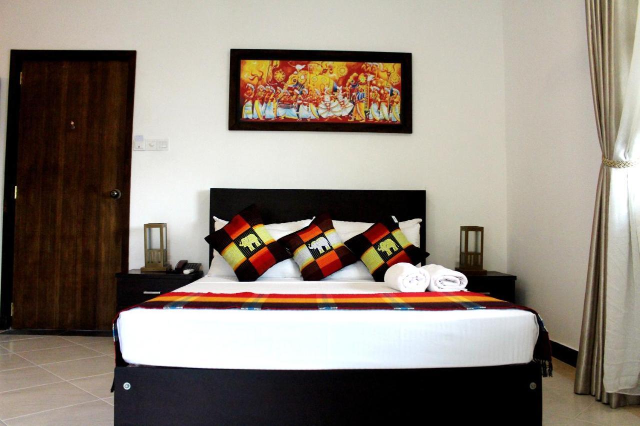 Hotel The Peak Pavilion 4*