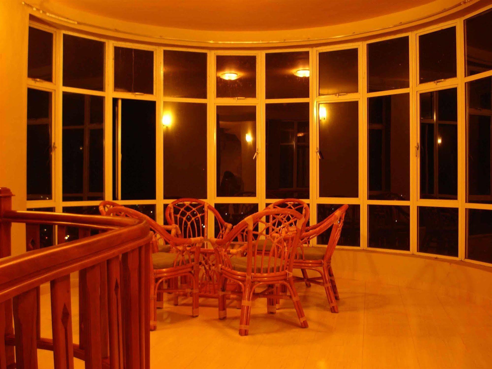 Mountain View 3*